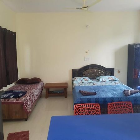 Nandi Skandagiri Guest House Bagian luar foto