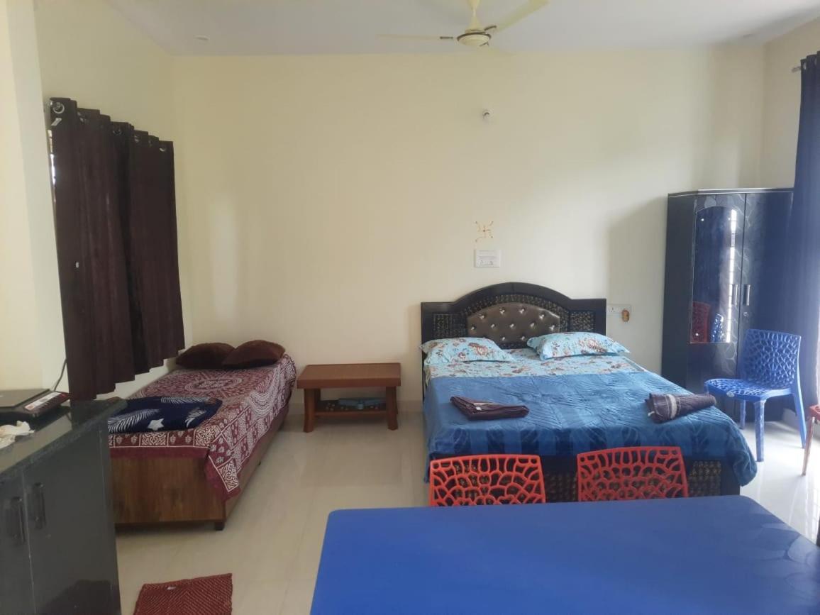 Nandi Skandagiri Guest House Bagian luar foto