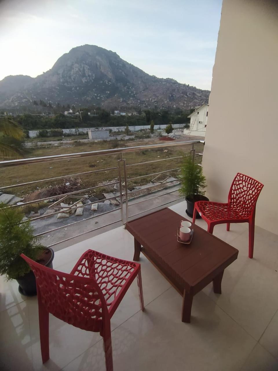 Nandi Skandagiri Guest House Bagian luar foto
